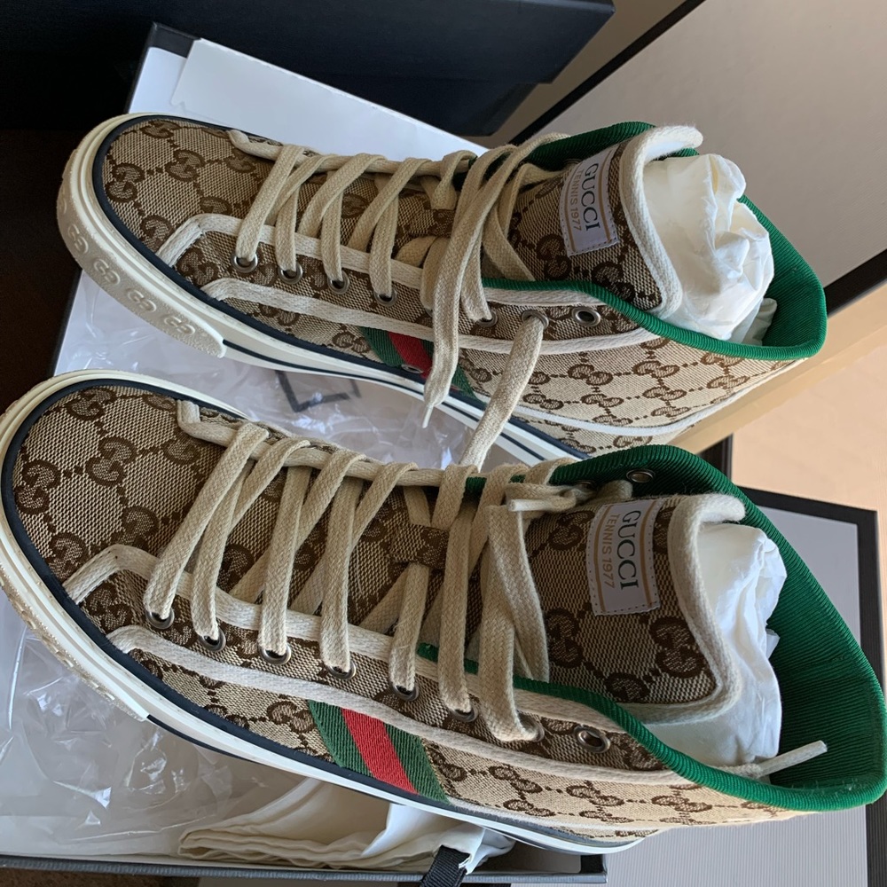 Gucci
Women's Tennis 1977 GG High Top Sneakers 7 1/2 fits US 8